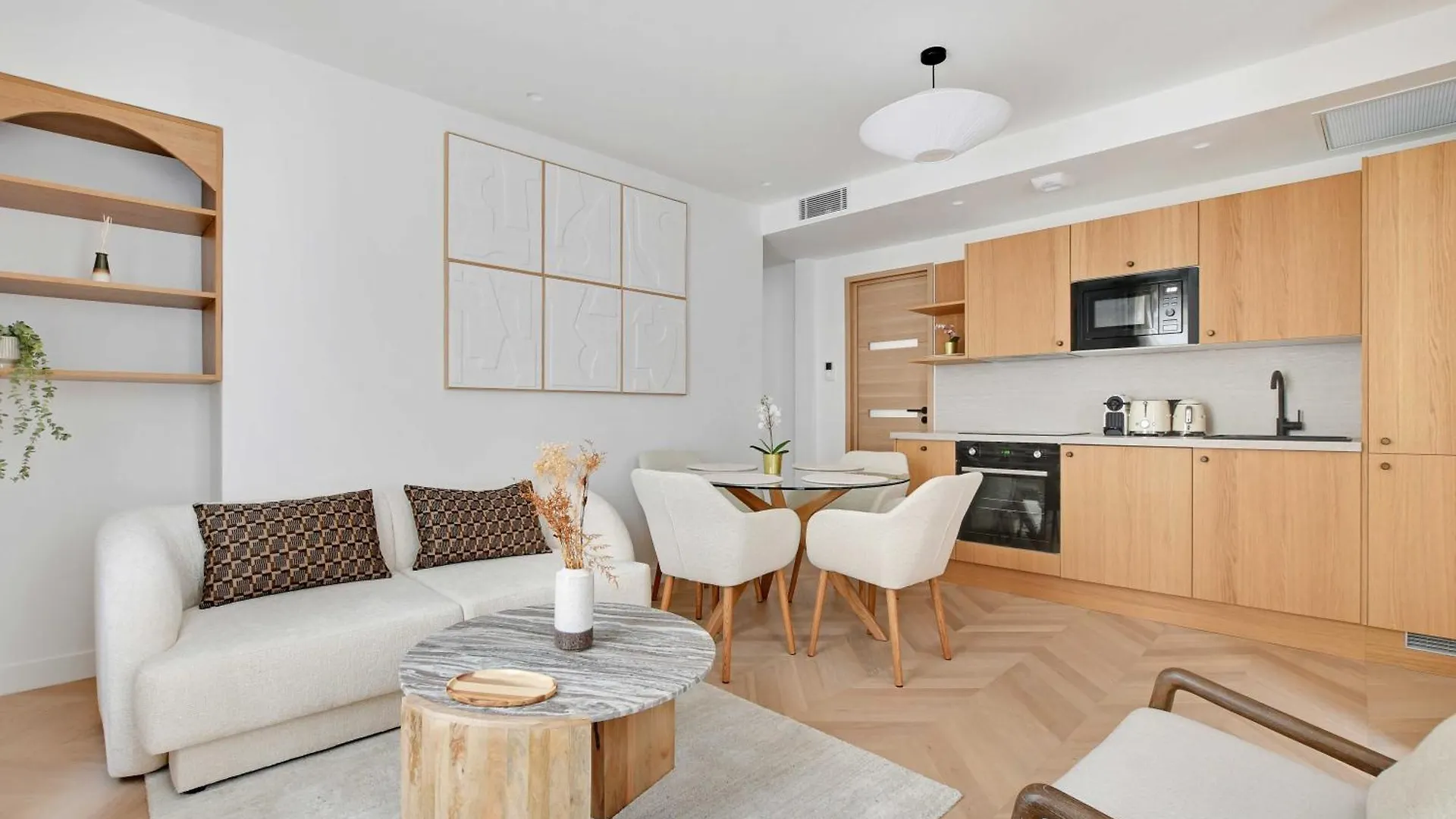 Charming Apartment - Ac- 3Br-6P- Montorgueil パリ 0*,  フランス