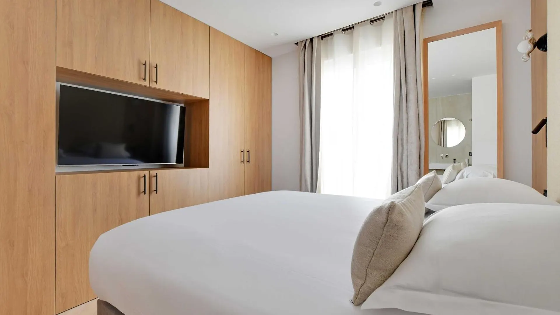 Charming Apartment - Ac- 3Br-6P- Montorgueil Paris France